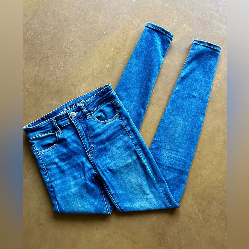 American Eagle Hi-Rise Jegging Ne(x)t Level Stretch - Size 2 Long